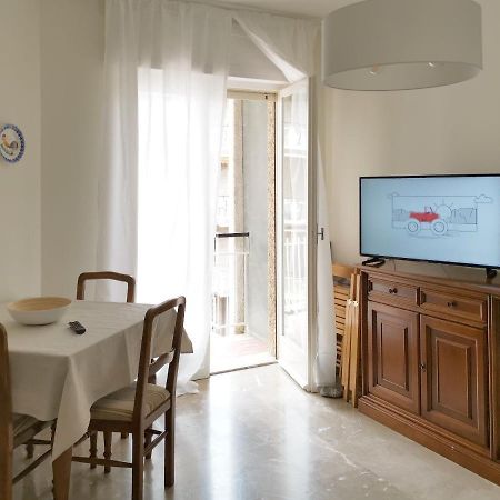 Casa Margherita, Centrale A Due Passi Dal Mare بورديغيرا المظهر الخارجي الصورة