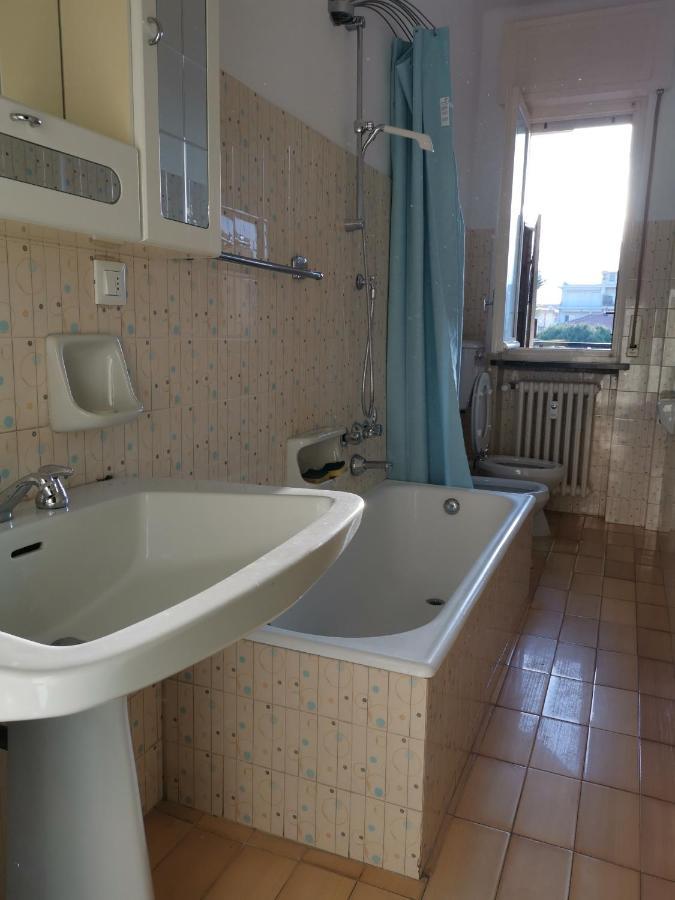 Casa Margherita, Centrale A Due Passi Dal Mare بورديغيرا المظهر الخارجي الصورة