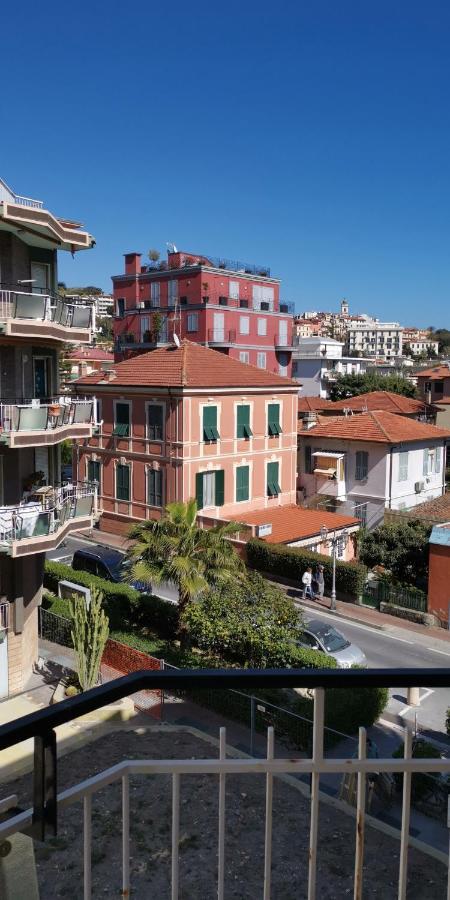 Casa Margherita, Centrale A Due Passi Dal Mare بورديغيرا المظهر الخارجي الصورة
